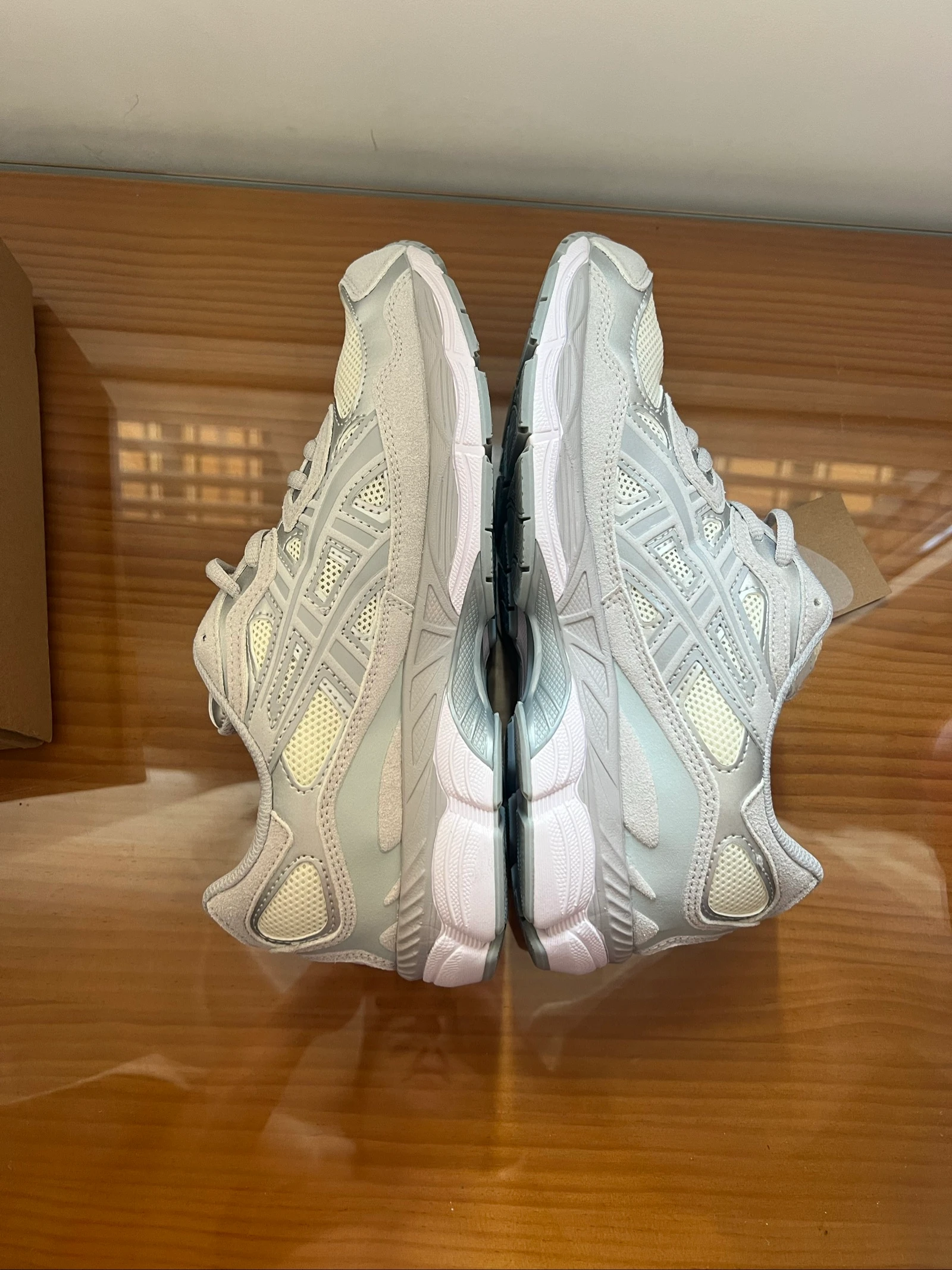 Asics gel nyc branco e cinza tamanho 42 – photo 3